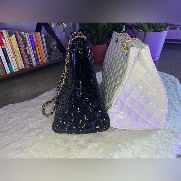 Gift Bags | Two For One | Black & White Hand Bags | Shoulder Bags 🖤🤍 - Picture 5 of 14